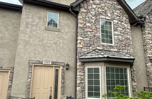 Beautiful Salt Lake Townhome!!! - 1325 Lake Springs Lane, Millcreek, UT 84117