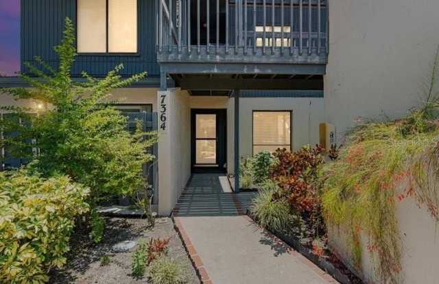 7364 CLOISTER Drive Gallery 1