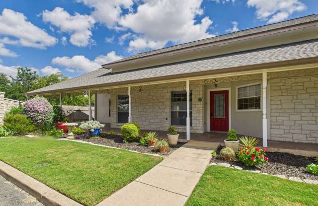 Corner Lot Garden Home photos photos