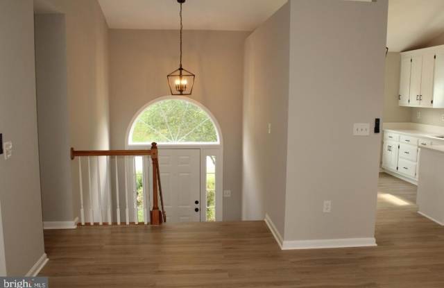 5908 DANIELLE Drive Gallery 4
