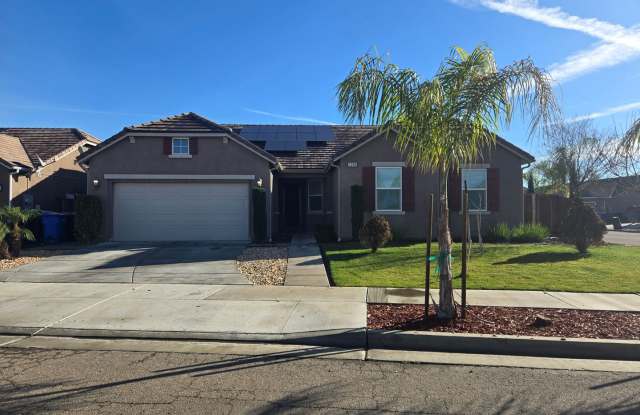 4 BR 2 BA home available now - 1290 Golf Avenue, Kings County, CA 93245