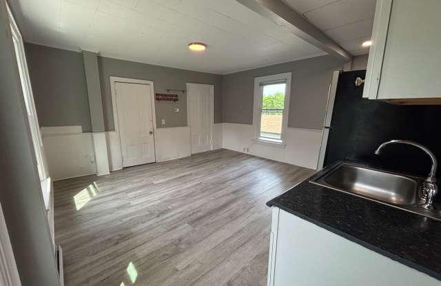 10 Highland Avenue - 3 Gallery 1