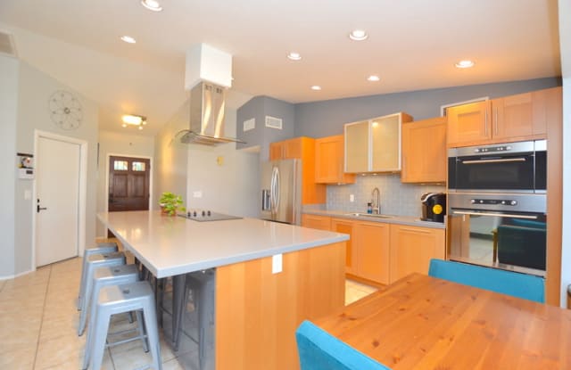 730 West Rosal Place - 730 West Rosal Place, Chandler, AZ 85225