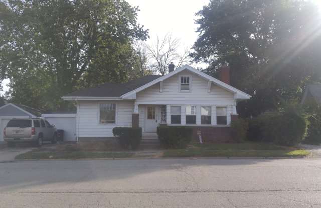 Lovely 2bd/1bth home with attached garage near Columbia Park and Zoo photos photos