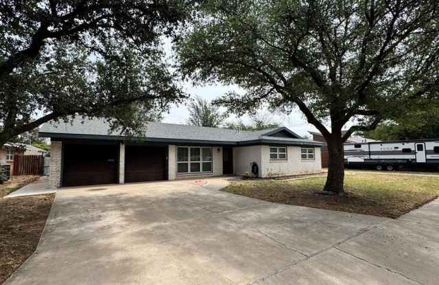 2110 Westbrook Ave photos photos