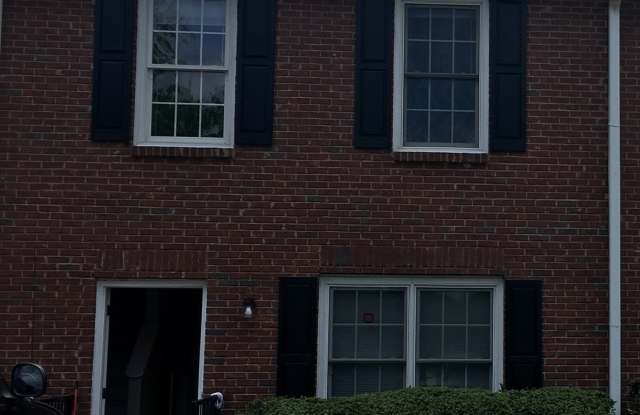 Cute and Adorable Renovated Townhome photos photos
