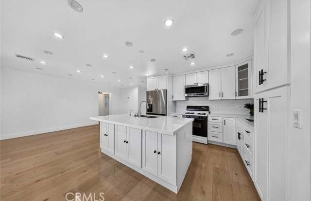 7502 Farmdale Avenue Gallery 1