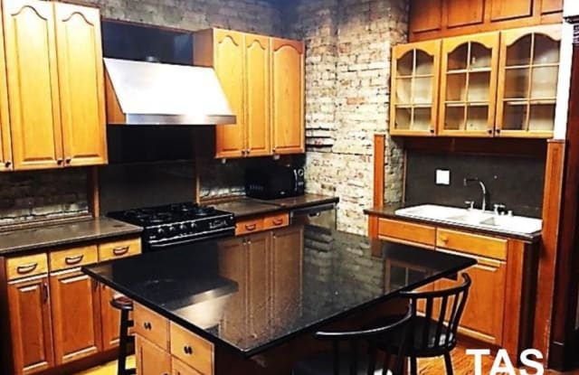 1941 N Mohawk St 1 - 1941 North Mohawk Street, Chicago, IL 60614
