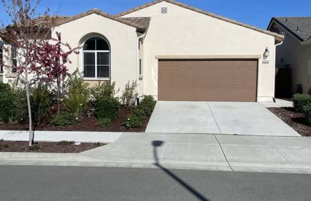 5820 Kristina Place photos photos