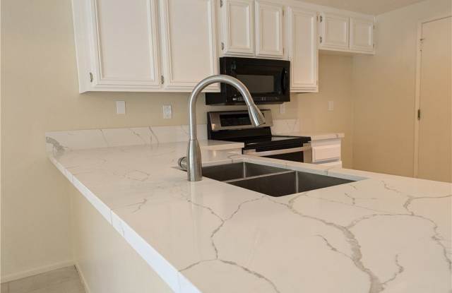 6078 E Summit Court Gallery 2