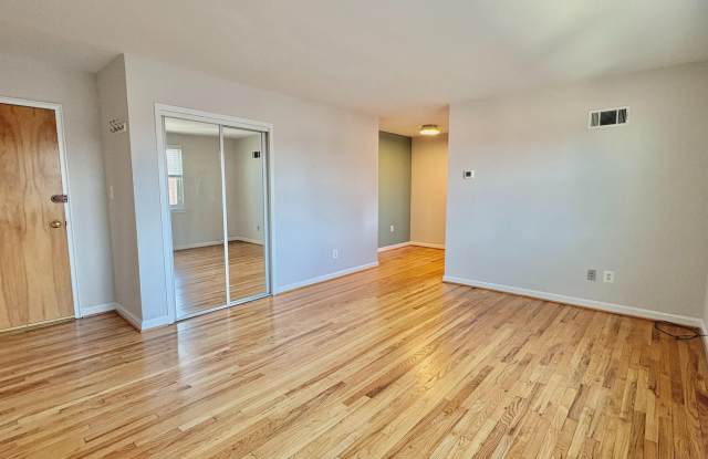 1627 MASSACHUSETTS Avenue SE Gallery 4