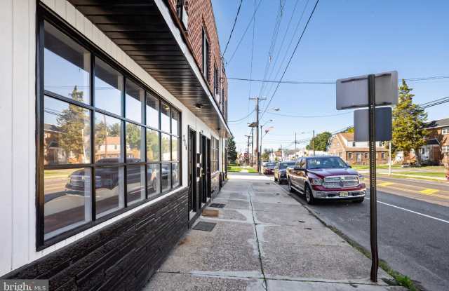 316 E MAIN Street Gallery 3