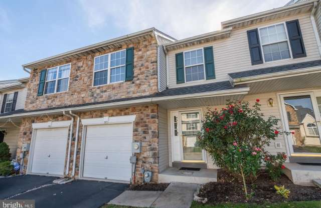 307 GLENN ROSE CIR photos photos