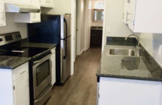 16 S Knoll Rd 125 - 16 South Knoll Road, Strawberry, CA 94941