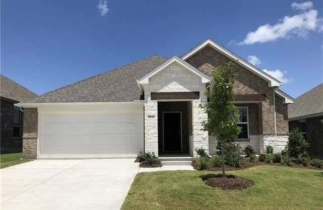 5632 Durst Lane - 5632 Durst Ln, Travis Ranch, TX 75126