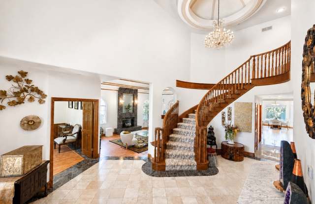 Executive Furnished Estate Home in Prestigious West Arcadia Gallery 1