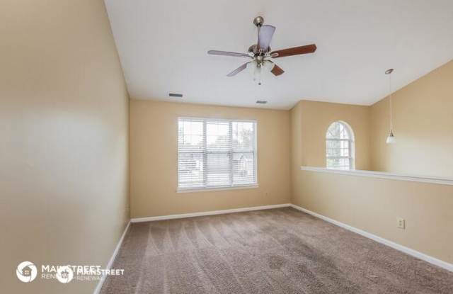 4825 Farmview Drive Gallery 4