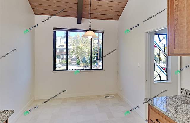 1352 Henry St Gallery 3