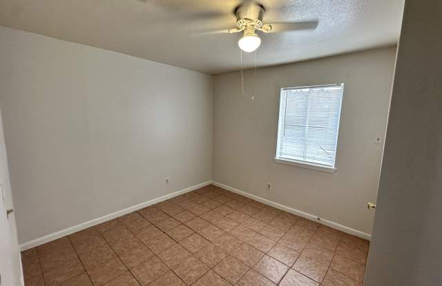 4009 Milton Street - C Gallery 4
