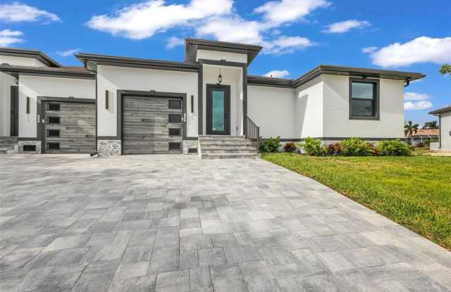 1327 WESLEY Drive Gallery 3
