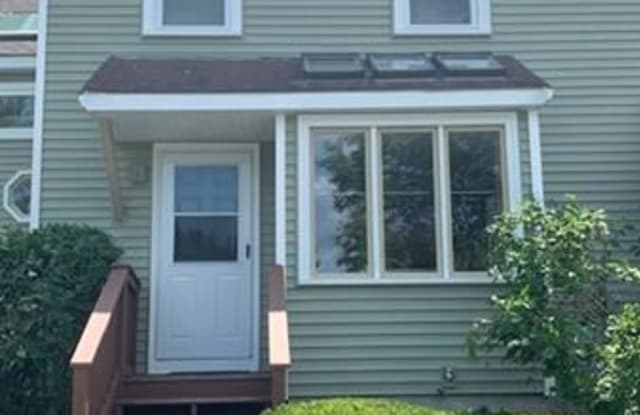 395 Providence Rd - 395 Providence Road, Worcester County, MA 01560