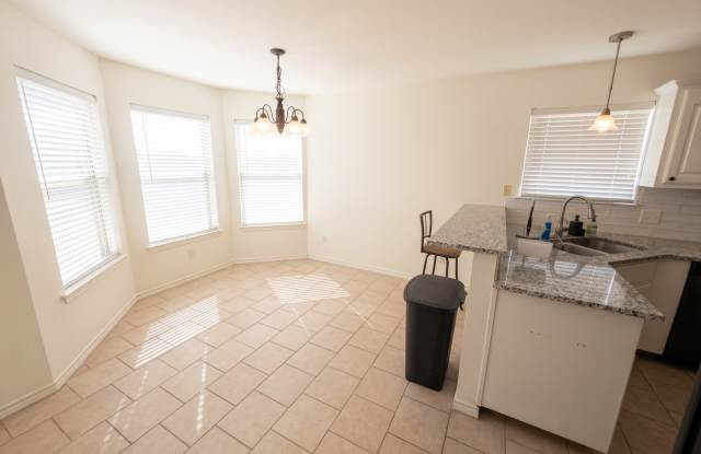 5216 Air Force Drive Gallery 4