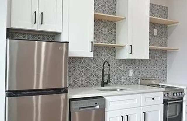 4139 W GIRARD Avenue unit: 3 photos photos