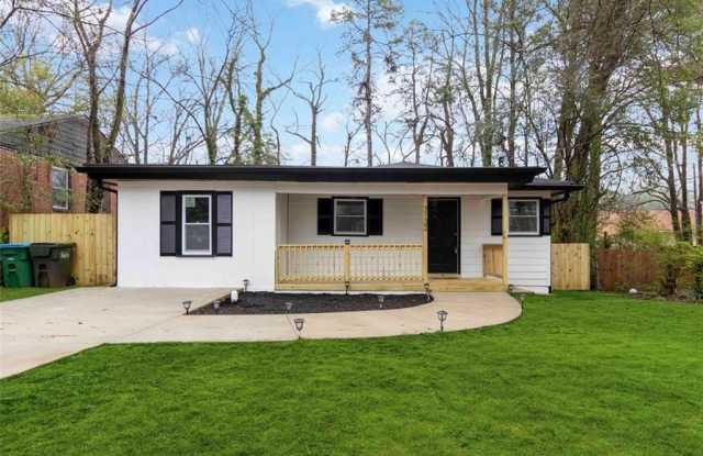 3132 FORREST HILLS Drive - 3132 Forrest Hills Drive, Hapeville, GA 30354