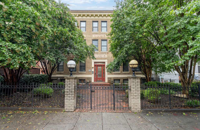 Beautiful 2BR/2BA Condo in the heart of Columbia Heights - 1361 Irving Street Northwest, Washington, DC 20010