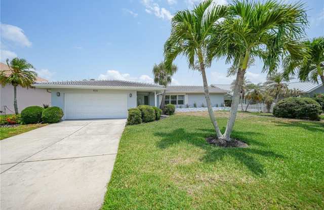 830 NAPOLI LANE - 830 Napoli Lane, Punta Gorda, FL 33950