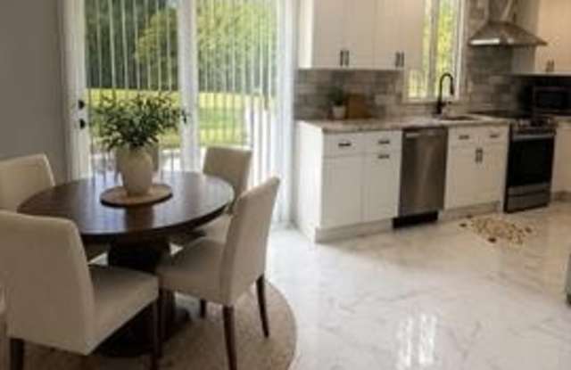 6729 Norton Drive Gallery 4