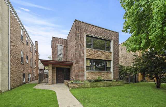 2545 W Lunt Avenue photos photos