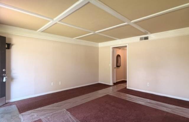 801 Eastmont Drive #102 Gallery 4