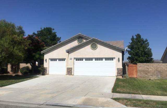 1157 Broadway Lane - 1157 Broadway Lane, Hemet, CA 92545
