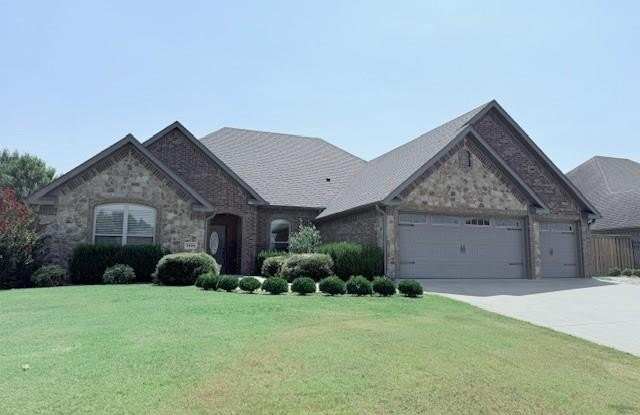 3404  NW Park Hill  BLVD photos photos