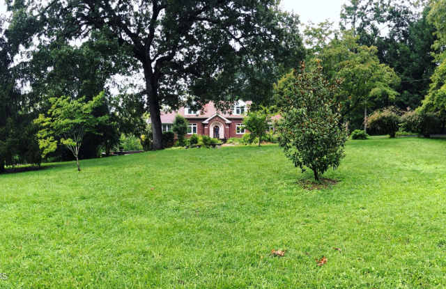 204 S Chilhowee Drive photos photos 204 S Chilhowee Drive photos photos