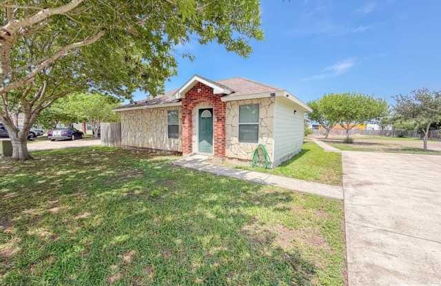 801 W ARROYO PARK LN. photos photos