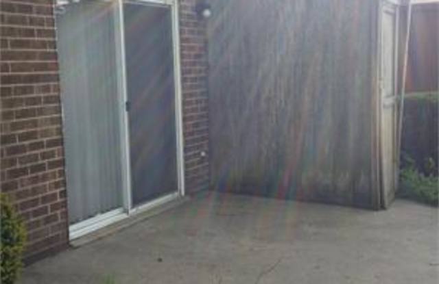 4009 GOLF VIEW DR - 1 Gallery 4