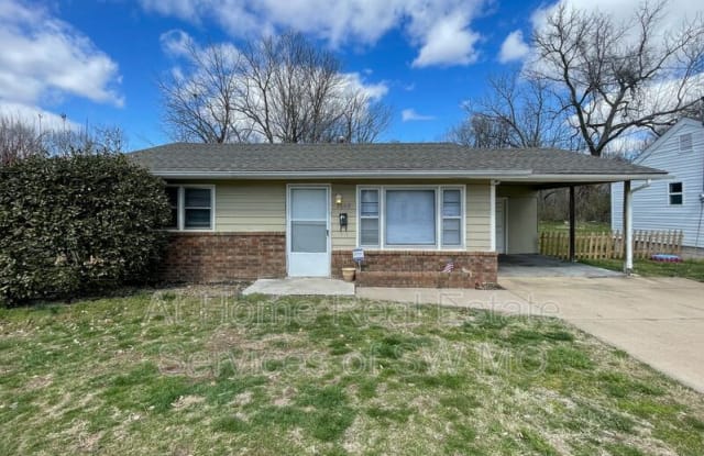 2609 E Cherry St photos photos