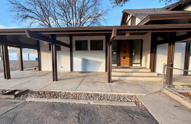 Vintage Home in an unbelievable location - 915 South Main Street, Longmont, CO 80501