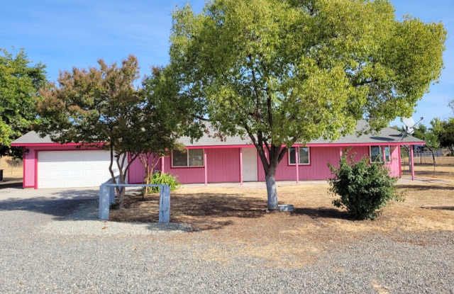 Privacy 3 Bed/1Bath Home Olivehurst - 2571 Plumas Arboga Road, Yuba County, CA 95961