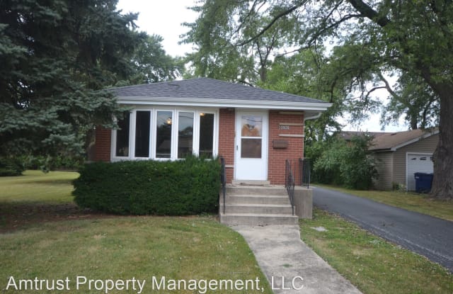 10926 S Neenah Ave - 10926 South Neenah Avenue, Worth, IL 60482