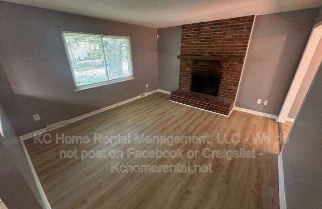 424 NE Lakeview Dr Gallery 4