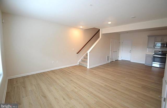 20508 MILBRIDGE TER Gallery 2