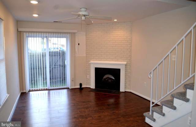 13800 BEAUJOLAIS COURT Gallery 2