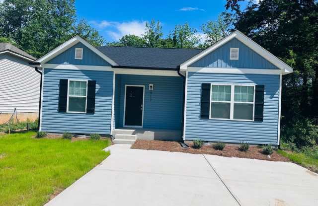 New Construction Ranch less than 30 minutes from CLT. Washer and Dryer Included photos photos
