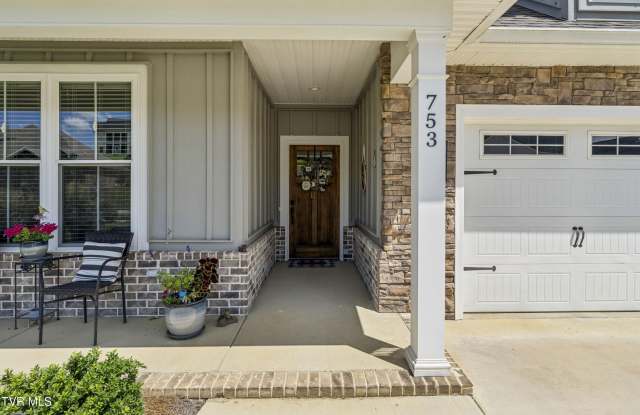 753 Gardenia Drive Gallery 4