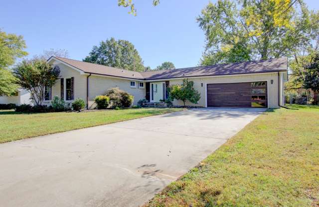 2144 Pace Dr Gallery 4