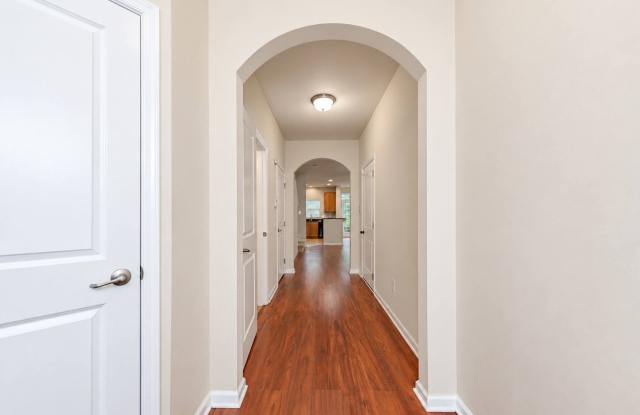 Townhome in White hall Gallery 3