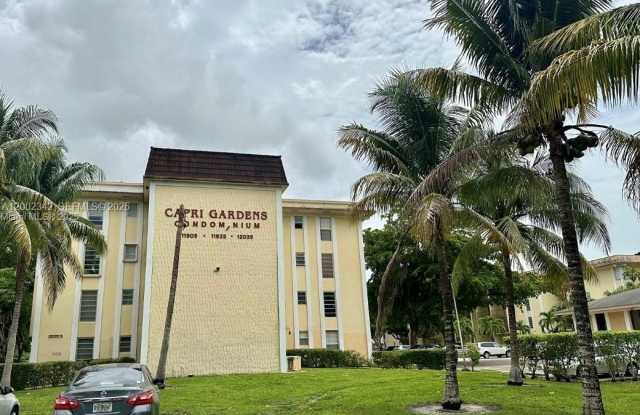 11905 NE 2nd Ave photos photos